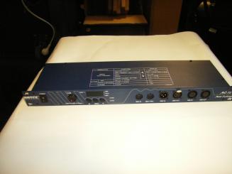 Botex Multi Exchanger - ME 72 Demultieplexer / Midiconverter 